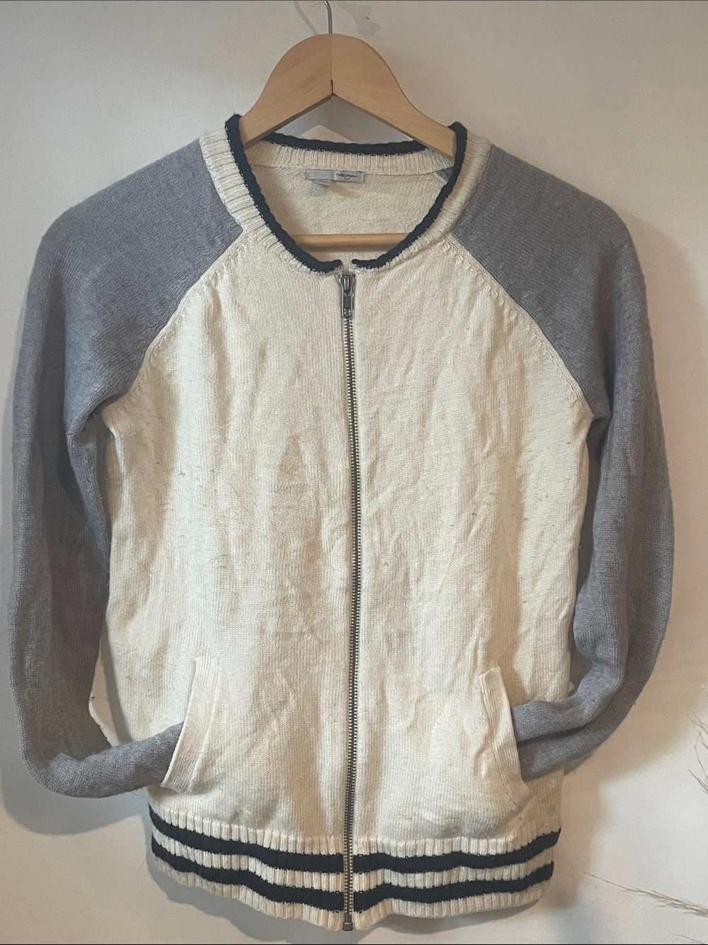 Halogen Cream and Gray Zip-Up Raglan Knit Jacket Sz S B136